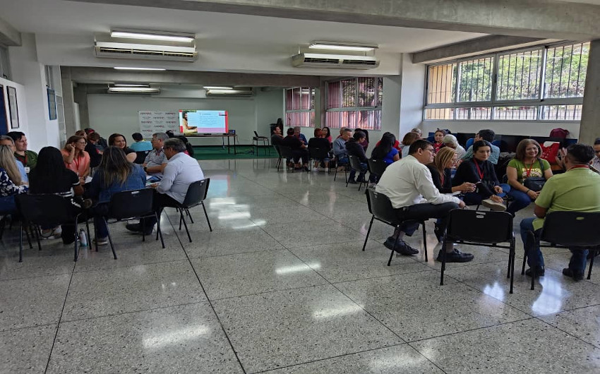 Fe y Alegría Universidad se reúne para fortalecer su identidad institucional